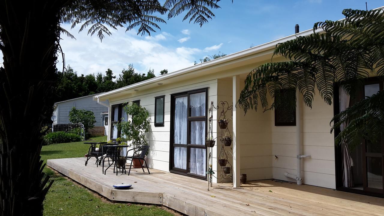Vinegar Hill Bed & Breakfast Kauri Exterior photo